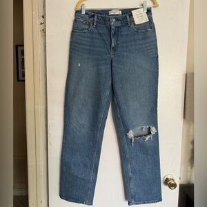 Abercrombie & Fitch '90s Straight Low Rise Curve Love Jeans Size 28/6R
